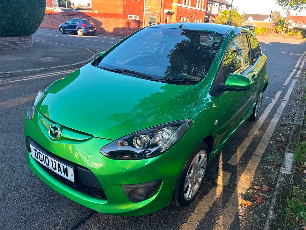 Used Mazda Mazda2 2010 for sale - 76230564: Photo 4