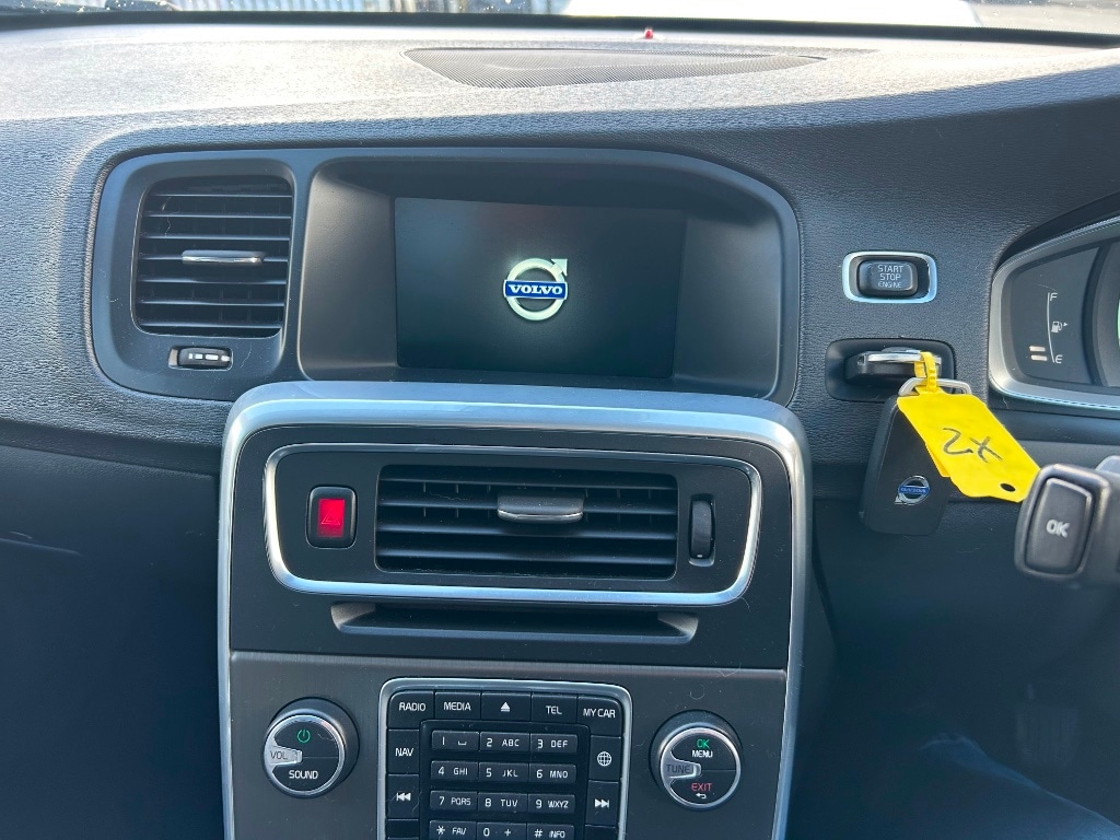 Used Volvo V60 2014 for sale - 76353444: Photo 12