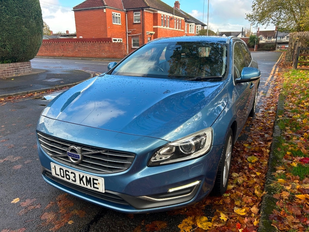 Used Volvo V60 2014 for sale - 76353444: Photo 7
