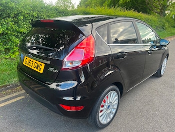 Used Ford Fiesta 2013 for sale - 78537644: Photo