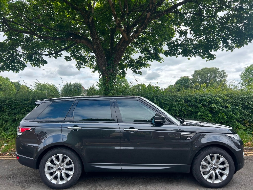 Used Land Rover Range Rover Sport 2016 for sale - 76198675: Photo 2