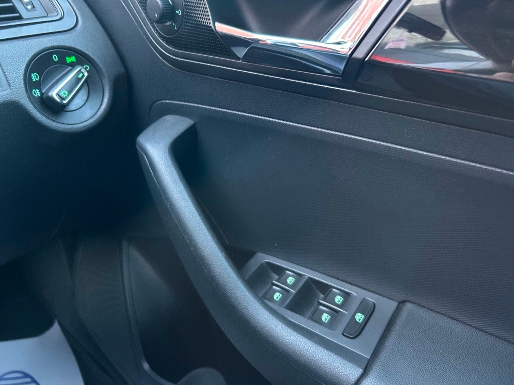 Used Skoda Rapid 2017 for sale - 76630377: Photo 12