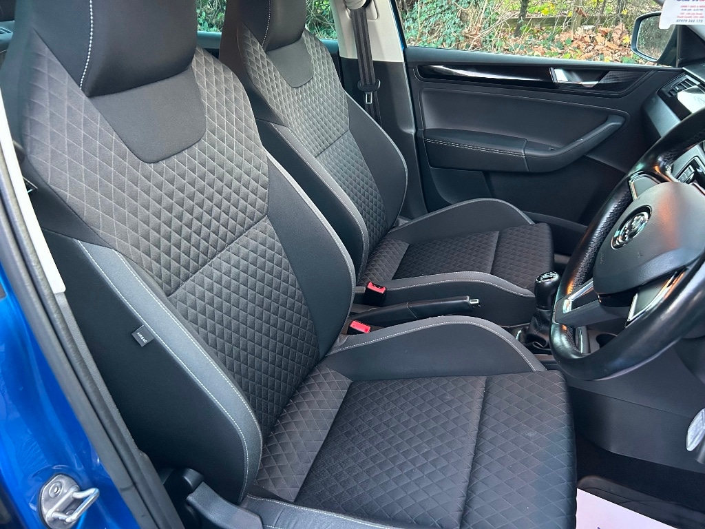 Used Skoda Rapid 2017 for sale - 76630377: Photo 7