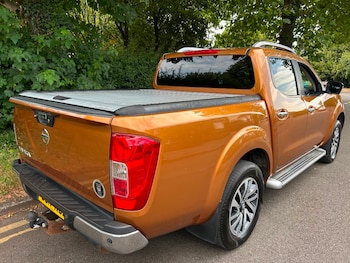 Used Nissan Navara 2017 for sale - 79355327: Photo