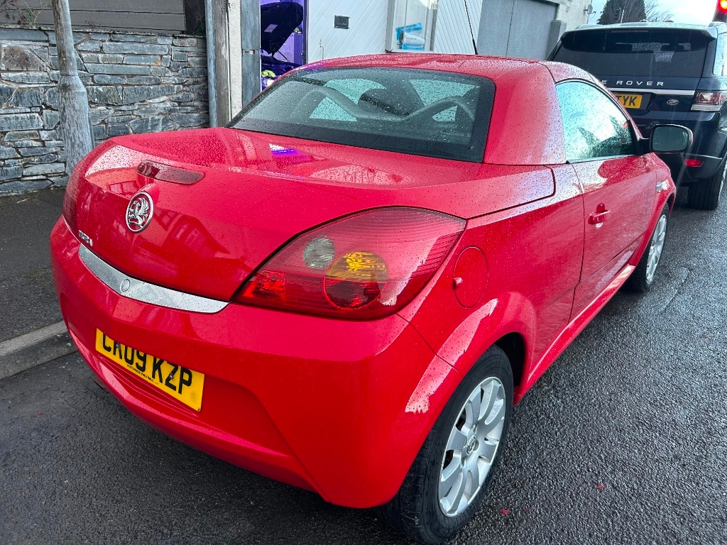 Used Vauxhall Tigra 2009 for sale - 77237225: Photo 13