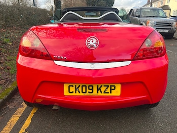 Used Vauxhall Tigra 2009 for sale - 77237225: Photo
