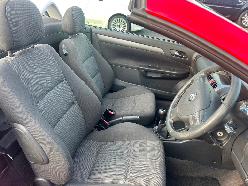 Used Vauxhall Tigra 2009 for sale - 77237225: Photo 9