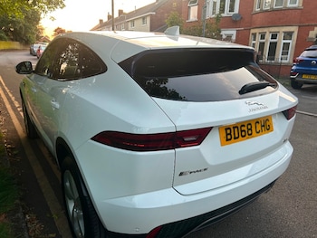 Used Jaguar E-Pace 2018 for sale - 79060531: Photo