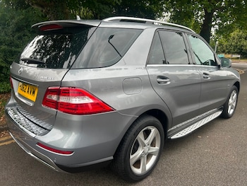 Used Mercedes-Benz M-Class 2012 for sale - 76230560: Photo 3