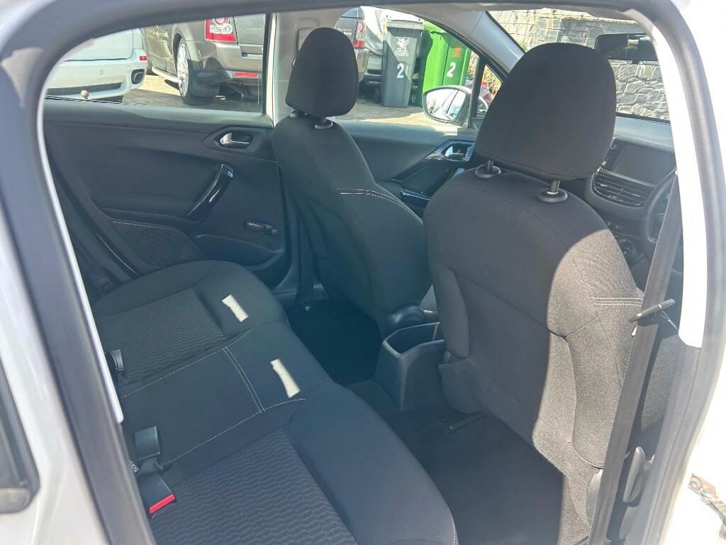 Used Peugeot 208 2016 for sale - 78219662: Photo 10