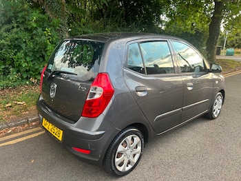 Used Hyundai i10 2011 for sale - 75413257: Photo