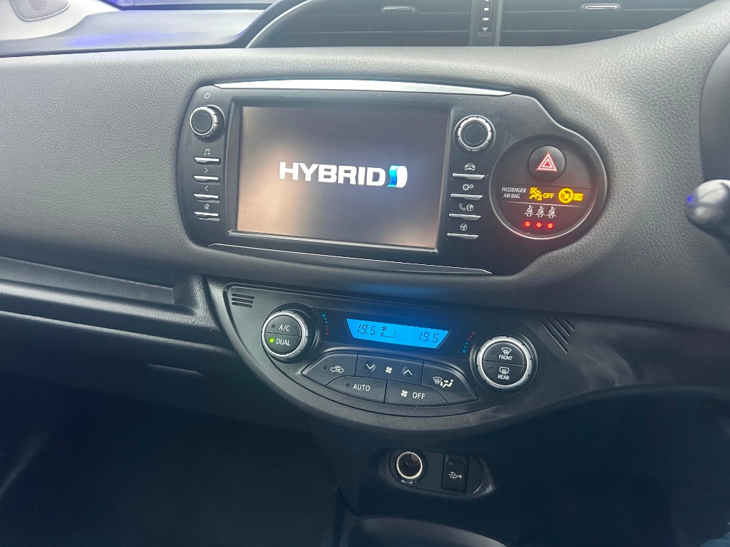 Used Toyota Yaris 2020 for sale - 76317491: Photo 11