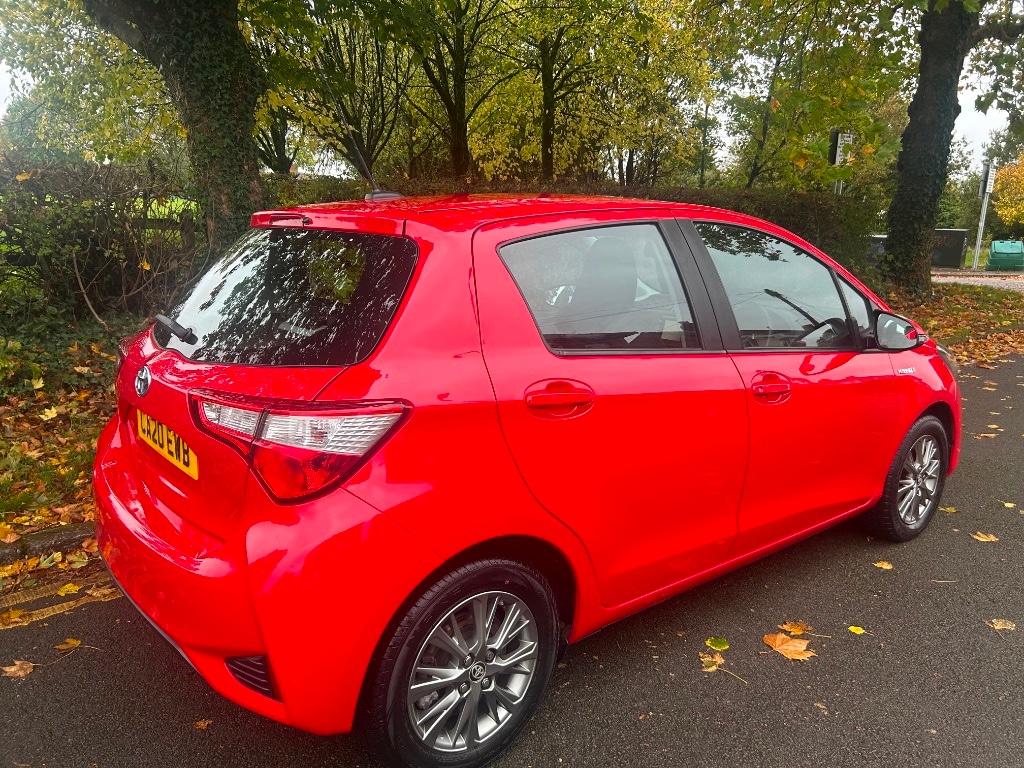 Used Toyota Yaris 2020 for sale - 76317491: Photo 3