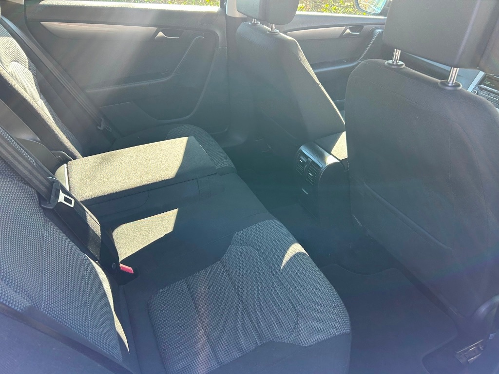 Used Volkswagen Passat 2012 for sale - 77968935: Photo 11