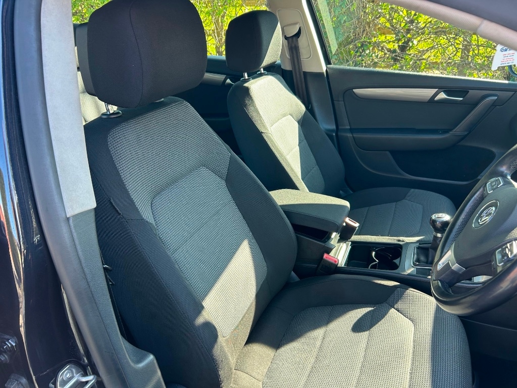 Used Volkswagen Passat 2012 for sale - 77968935: Photo 17