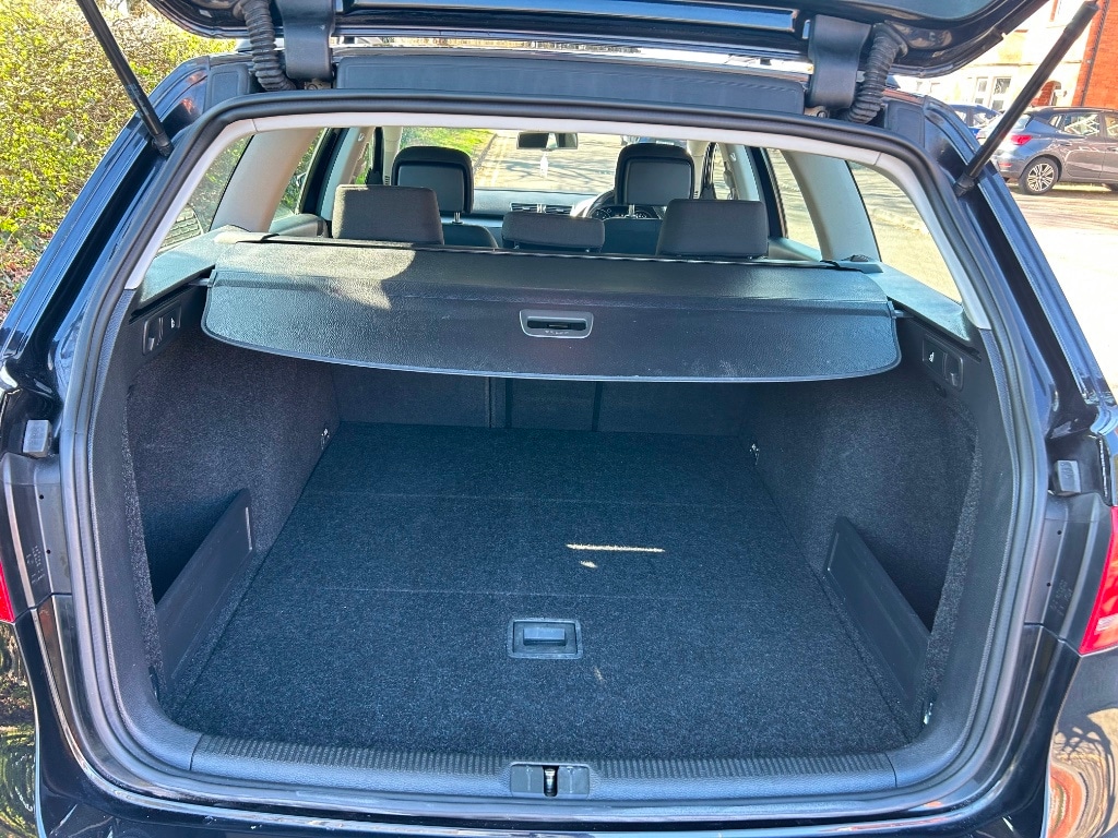 Used Volkswagen Passat 2012 for sale - 77968935: Photo 7