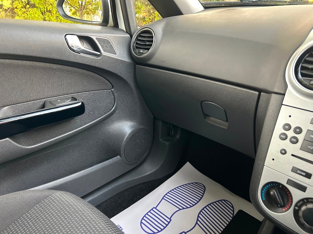 Used Vauxhall Corsa 2012 for sale - 76358310: Photo 13