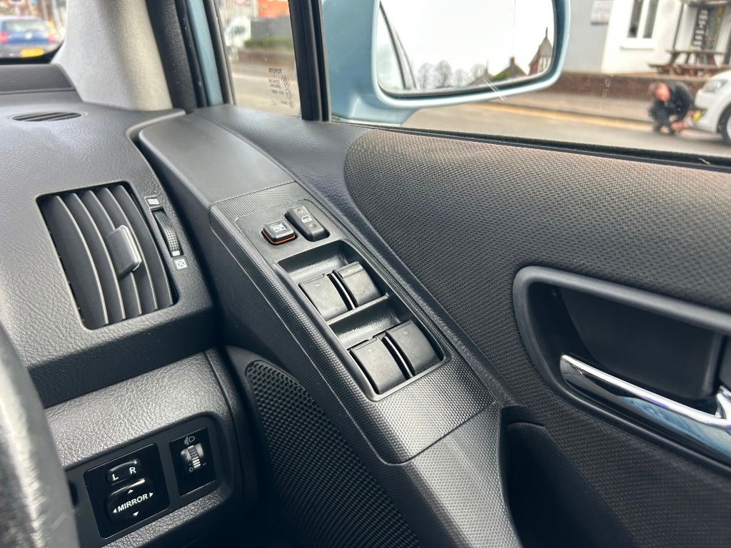 Used Toyota Corolla Verso 2006 for sale - 76736554: Photo 17