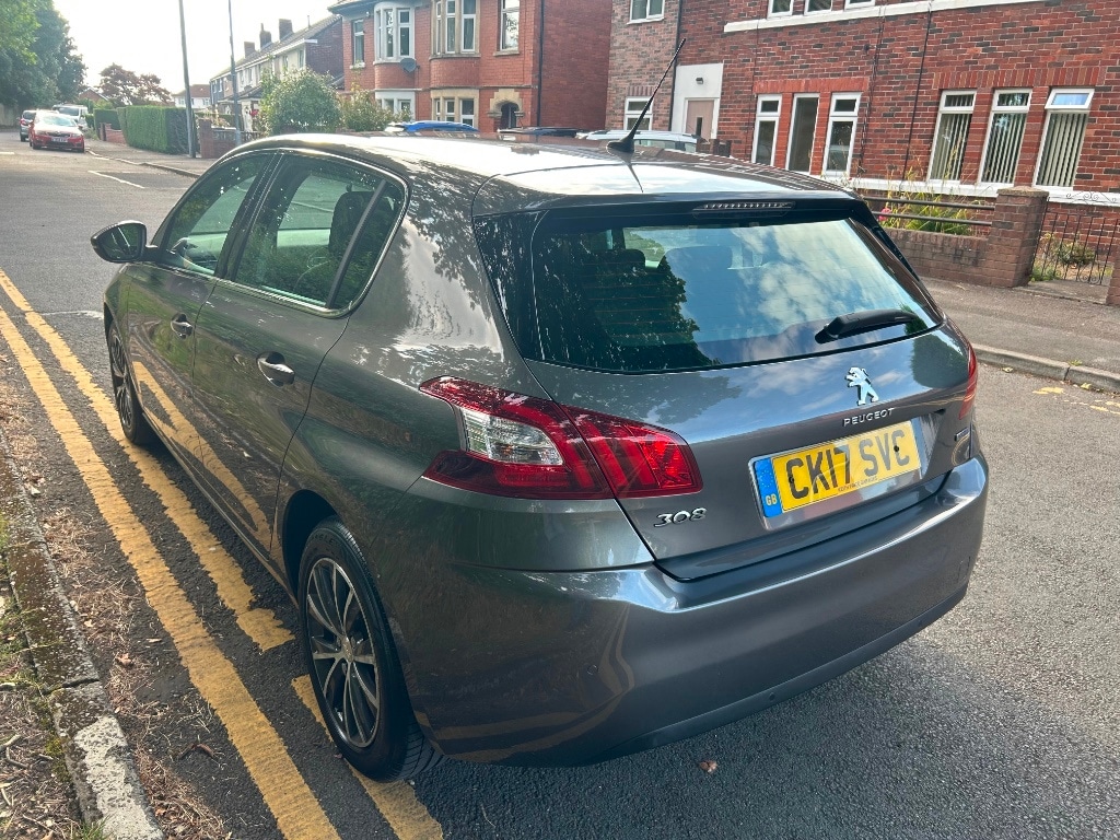 Used Peugeot 308 2017 for sale - 76230562: Photo 6