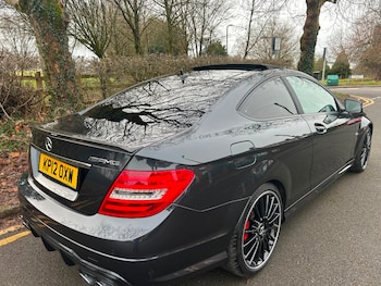 Used Mercedes-Benz C-Class 2012 for sale - 76198681: Photo