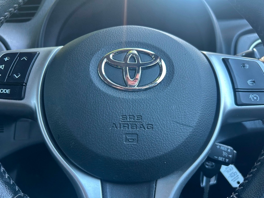 Used Toyota Yaris 2014 for sale - 76198684: Photo 11