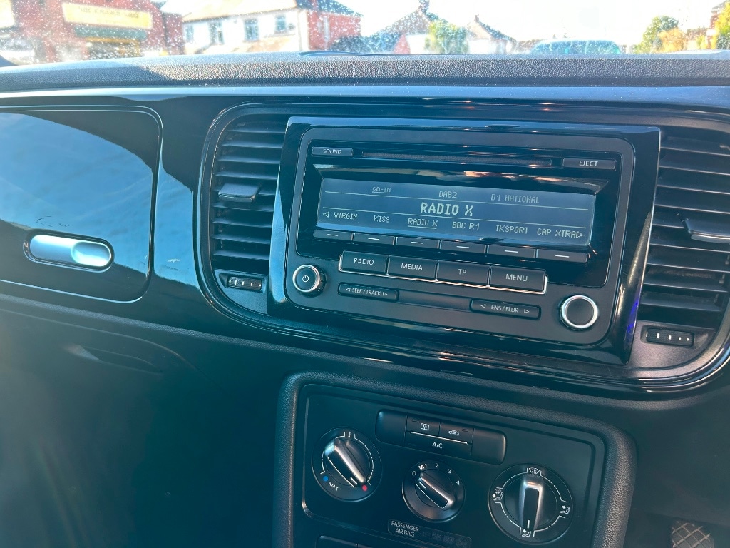 Used Volkswagen Beetle 2013 for sale - 77555967: Photo 3