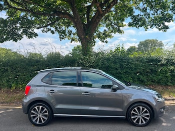 Used Volkswagen Polo 2013 for sale - 75413260: Photo