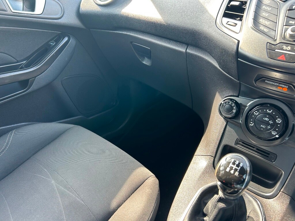 Used Ford Fiesta 2015 for sale - 77974705: Photo 13