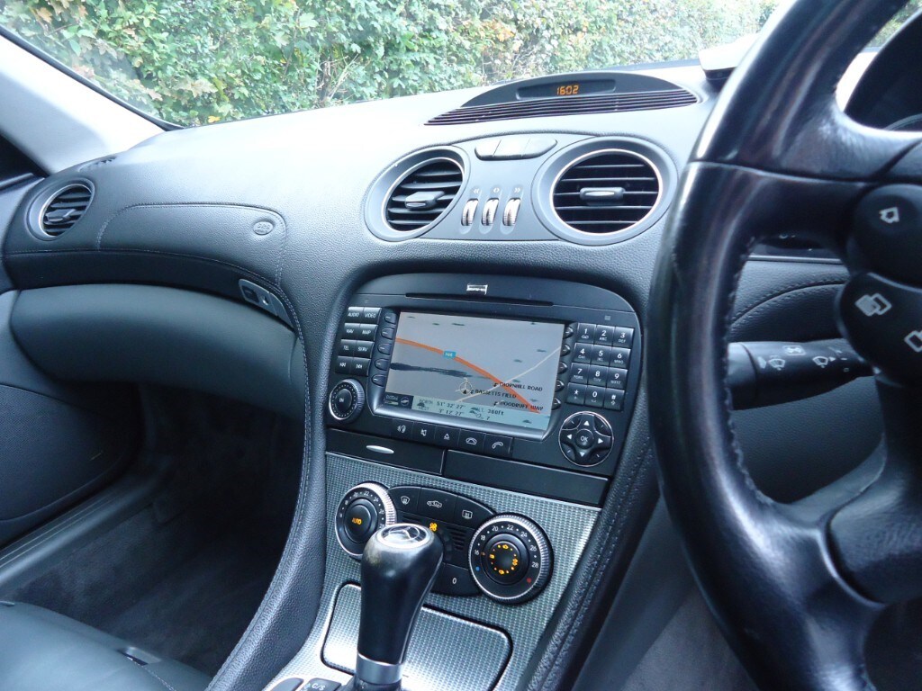 Used Mercedes-Benz SL 2005 for sale - 78219663: Photo 10