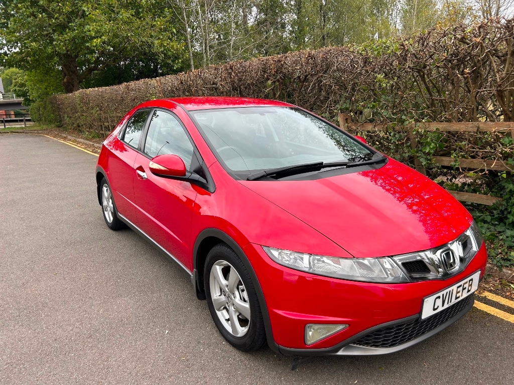 Used Honda Civic 2011 for sale - 76230563: Photo 1