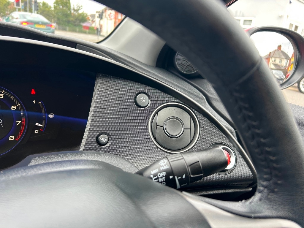 Used Honda Civic 2011 for sale - 76230563: Photo 12