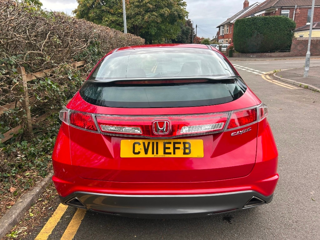 Used Honda Civic 2011 for sale - 76230563: Photo 5