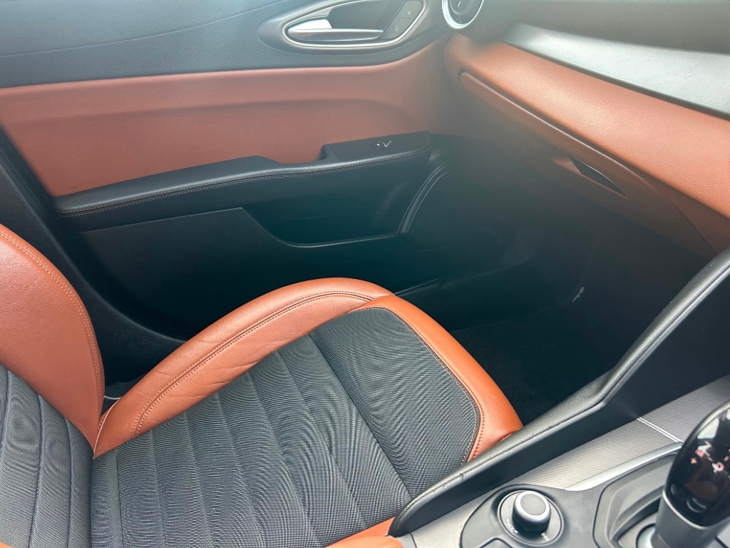 Used Alfa Romeo Giulia 2017 for sale - 77400145: Photo 15