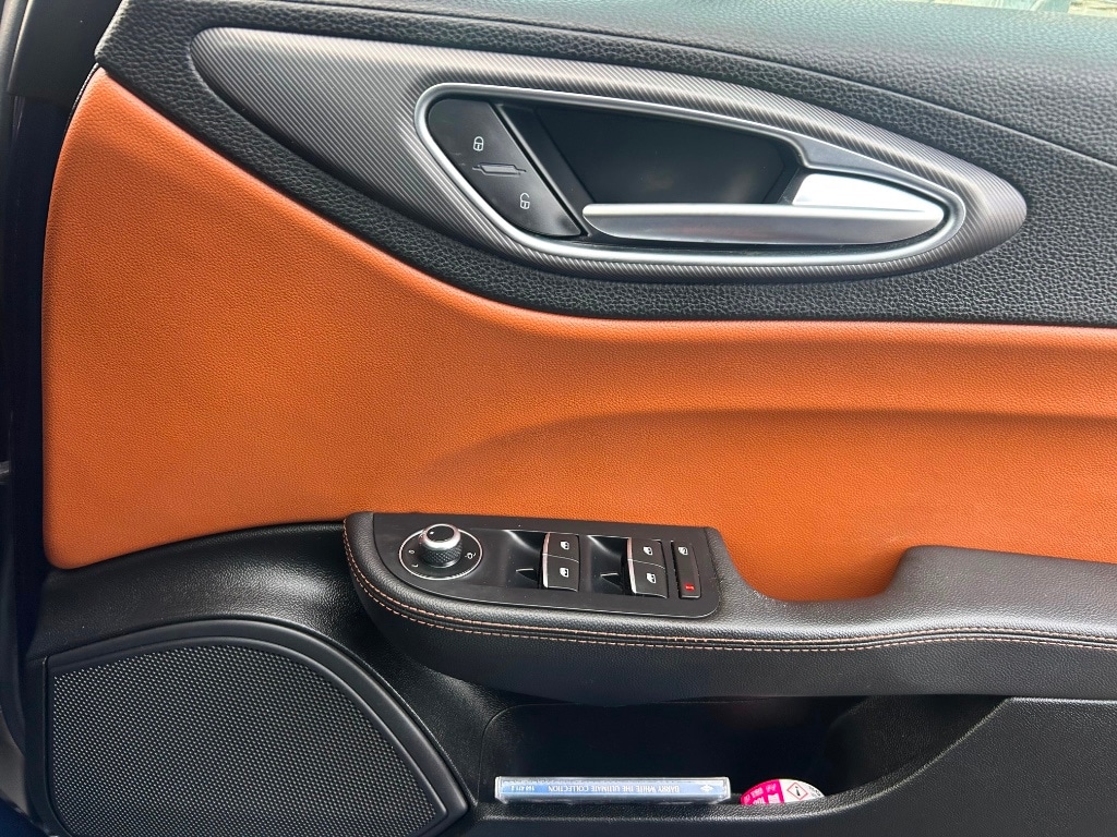 Used Alfa Romeo Giulia 2017 for sale - 77400145: Photo 16