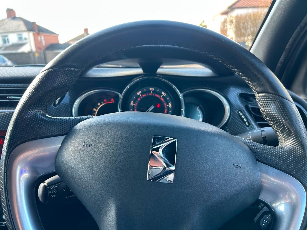 Used Citroen DS3 2015 for sale - 77701981: Photo 16