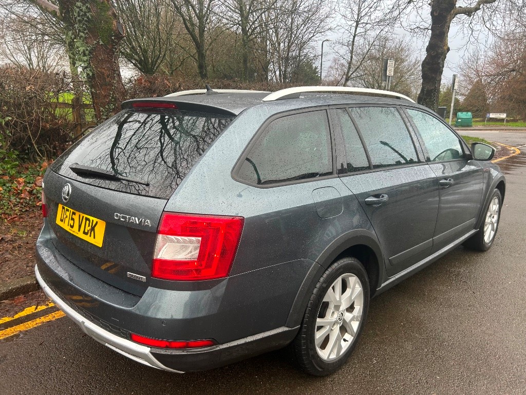 Used Skoda Octavia 2015 for sale - 76230556: Photo 3