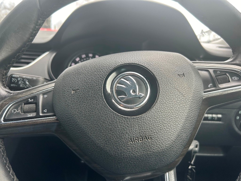 Used Skoda Octavia 2015 for sale - 76230556: Photo 8