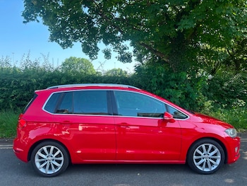 Used Volkswagen Golf SV 2015 for sale - 78987478: Photo