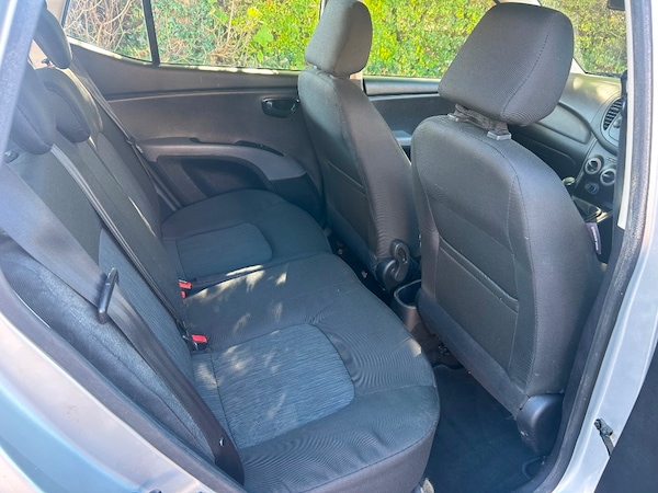 Used Hyundai i10 2012 for sale - 76250772: Photo 10