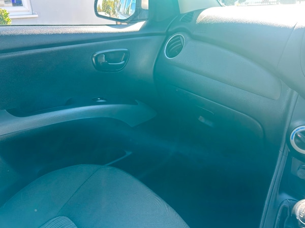 Used Hyundai i10 2012 for sale - 76250772: Photo 7