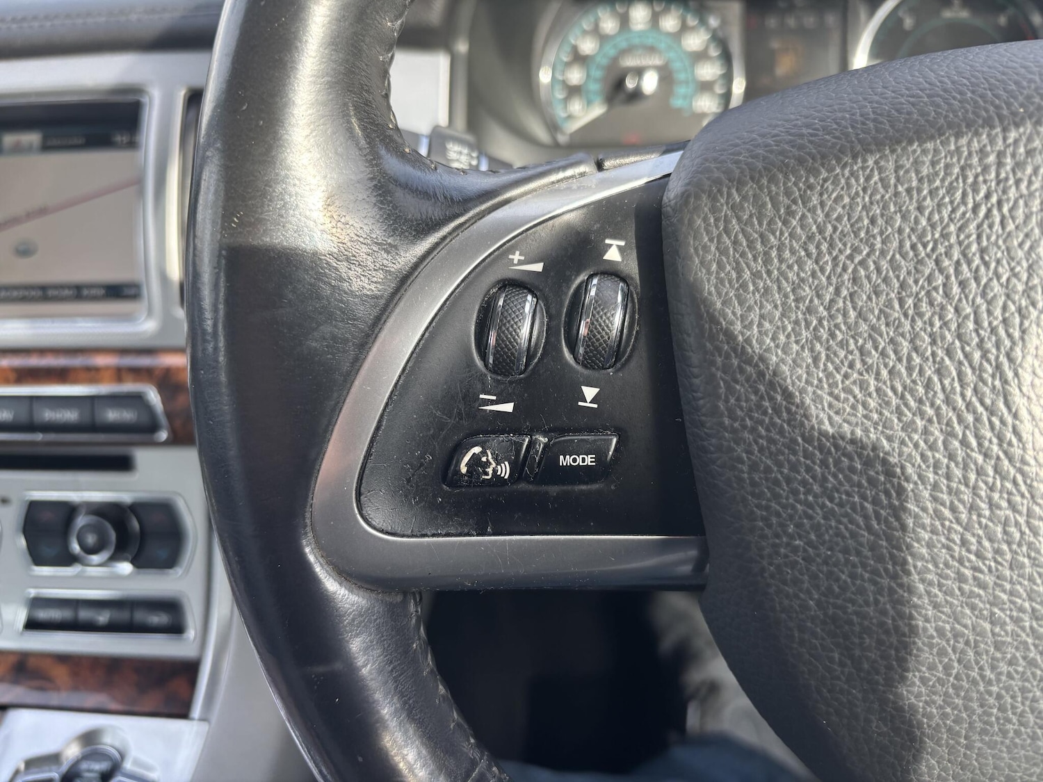 Used Jaguar XF 2014 for sale - 77574475: Photo 27