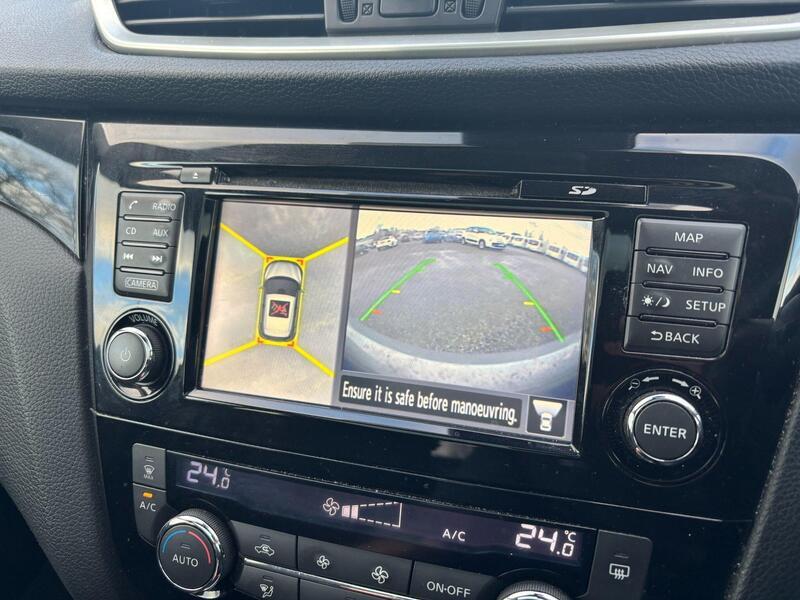 Used Nissan Qashqai 2015 for sale - 77574899: Photo 2