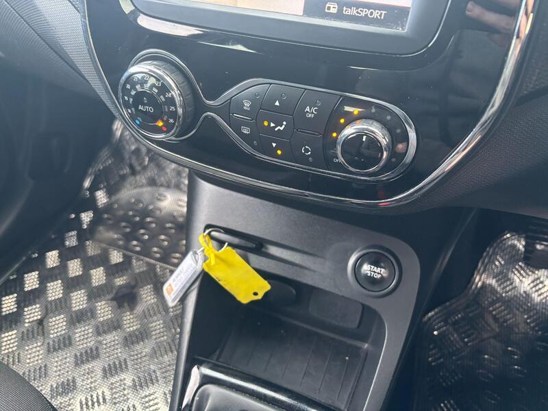 Used Renault Captur 2016 for sale - 77574907: Photo 24
