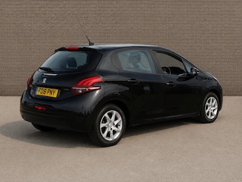 Used Peugeot 208 2016 for sale - 78903044: Photo