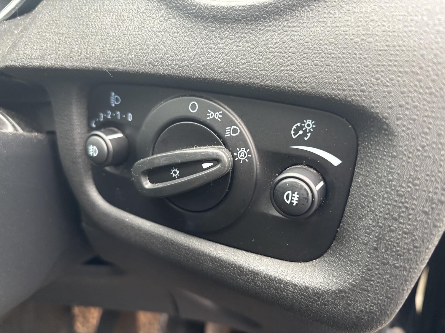 Used Ford Fiesta 2015 for sale - 77612412: Photo 30