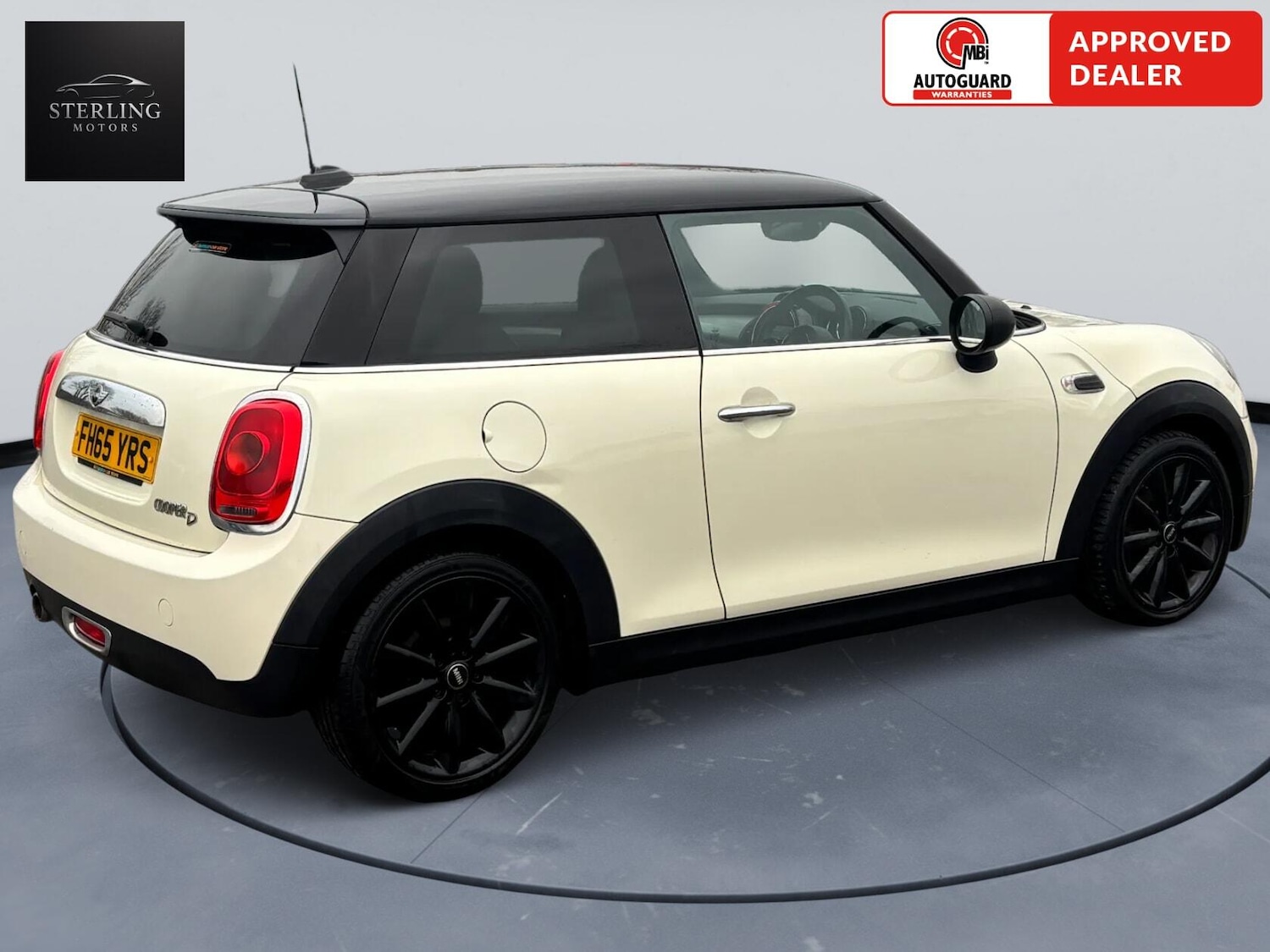 Used MINI Hatch 2015 for sale - 77611756: Photo 12
