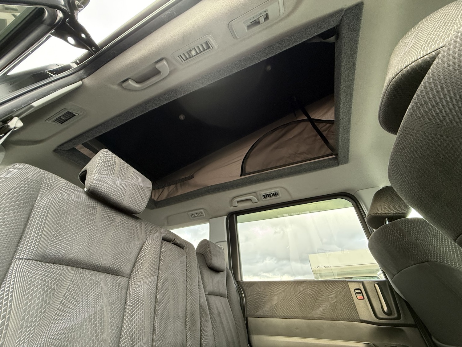 Used Honda Stepwagon 2024 for sale - 77789311: Photo 47