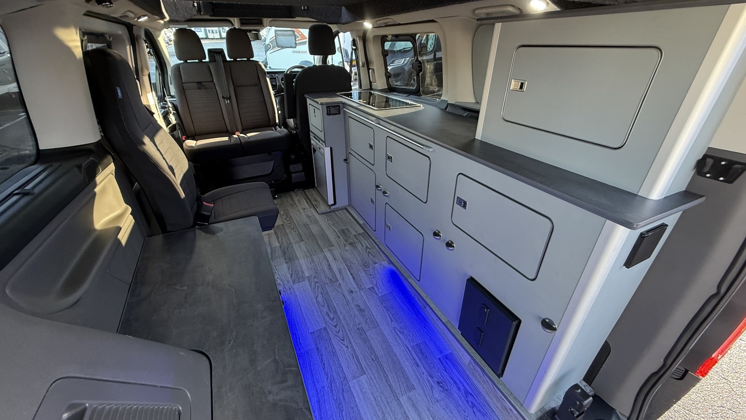 Used Ford Tourneo Custom 2018 for sale - 77789364: Photo 16