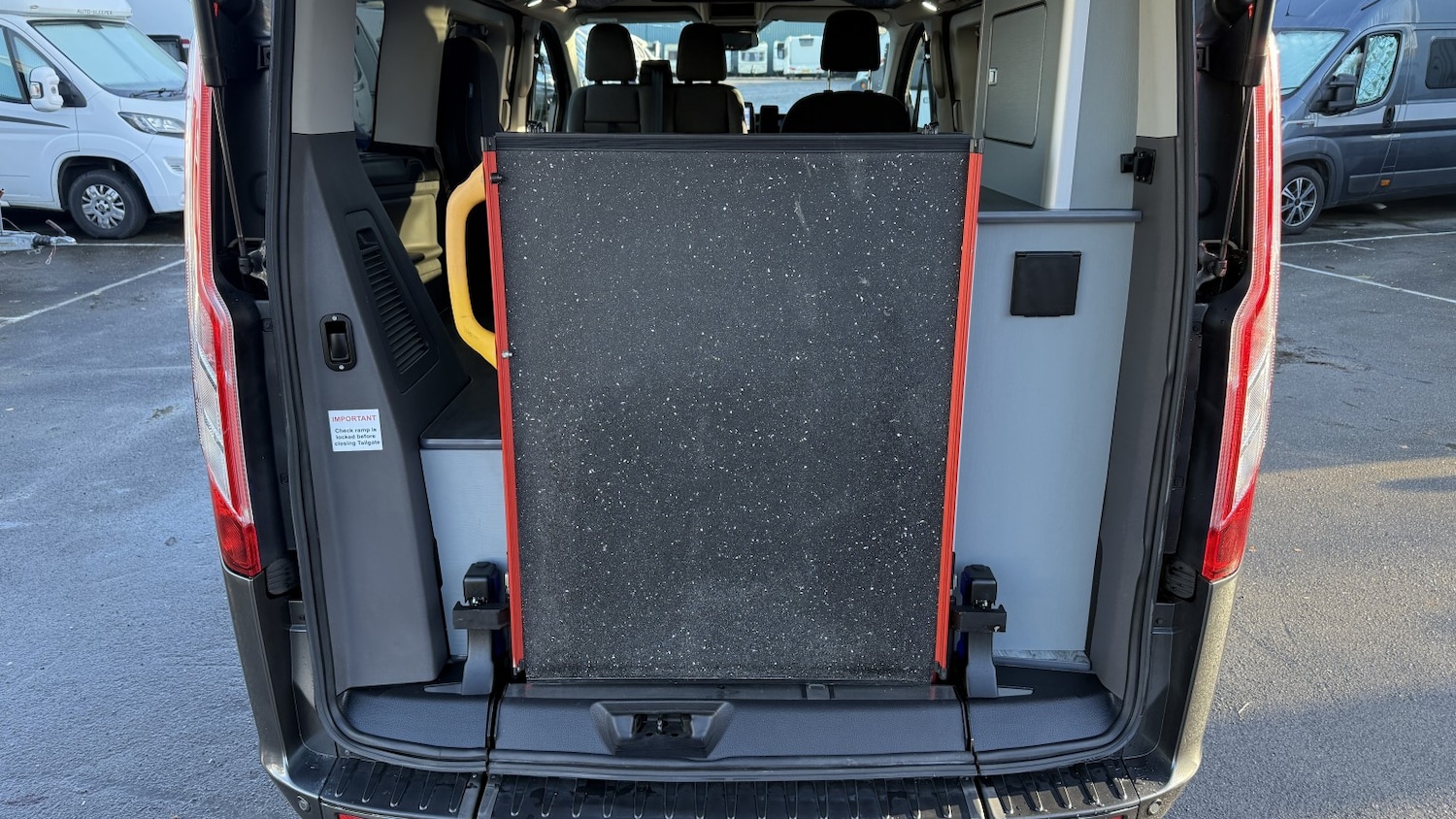 Used Ford Tourneo Custom 2018 for sale - 77789364: Photo 36