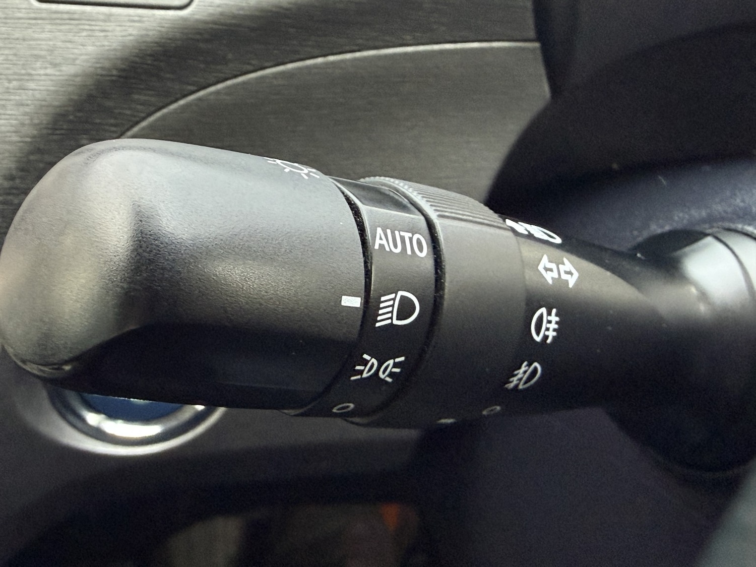 Used Toyota Prius 2016 for sale - 78105916: Photo 32